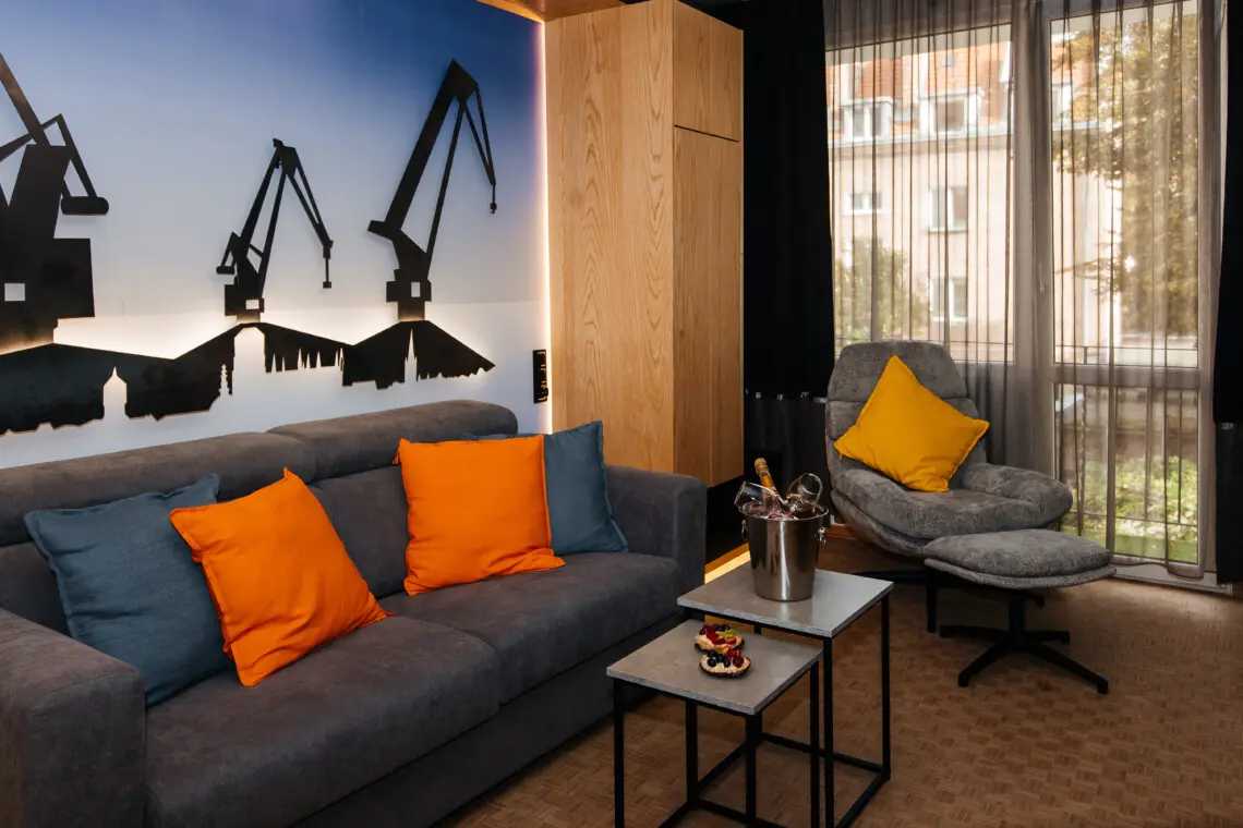 c55c9bc3 b8ed 4c55 b67e c2e8ca648773