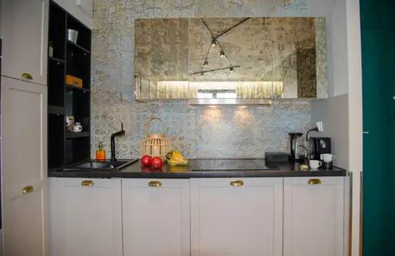 cd1f9f16 cd33 4116 b8d4 a9a23e249ec5