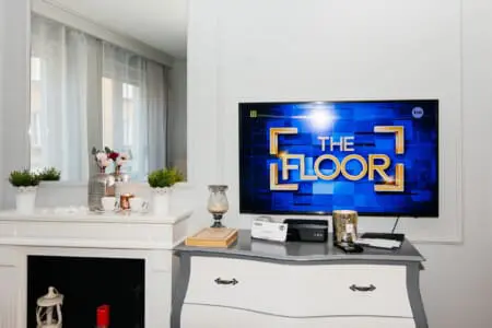 d349a6bd de26 4fba a1f2 f1a84a00cb24