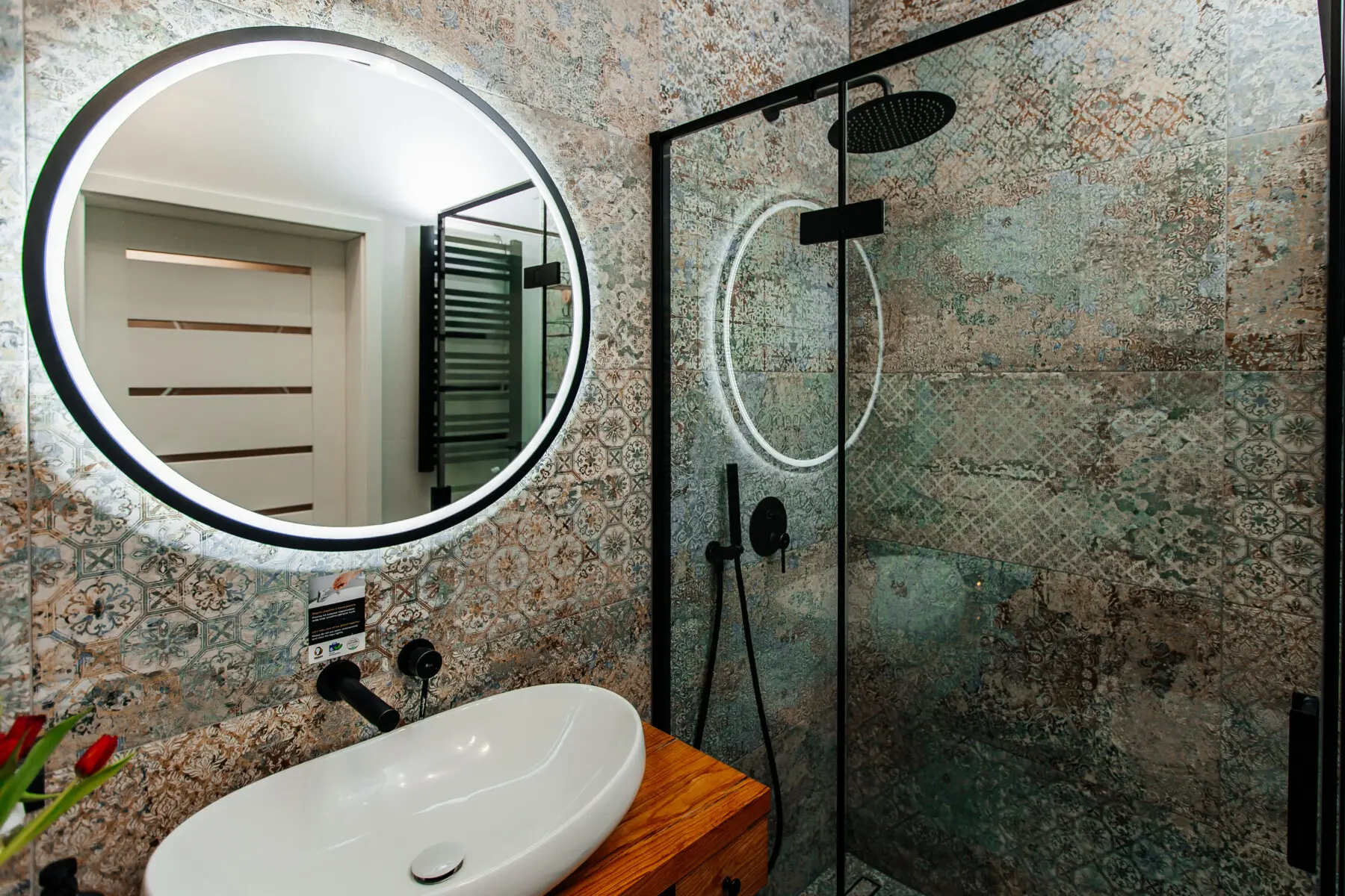 d9c512d5 fe63 4852 aac4 9c9935717ded