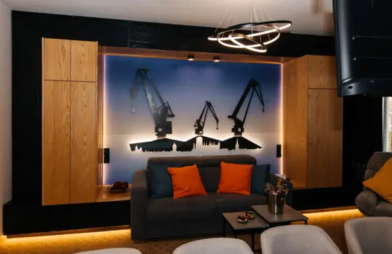 d9fb91d9 d710 4438 9867 0aa9da15bff8