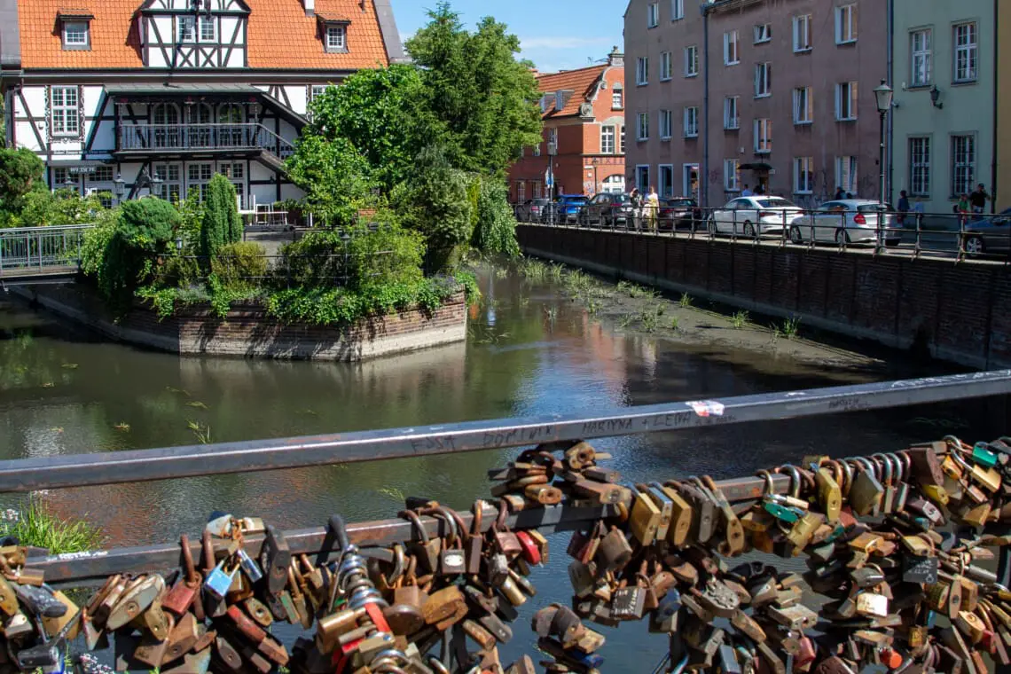 db554b8f 5676 4302 a164 62a2aeaa401c