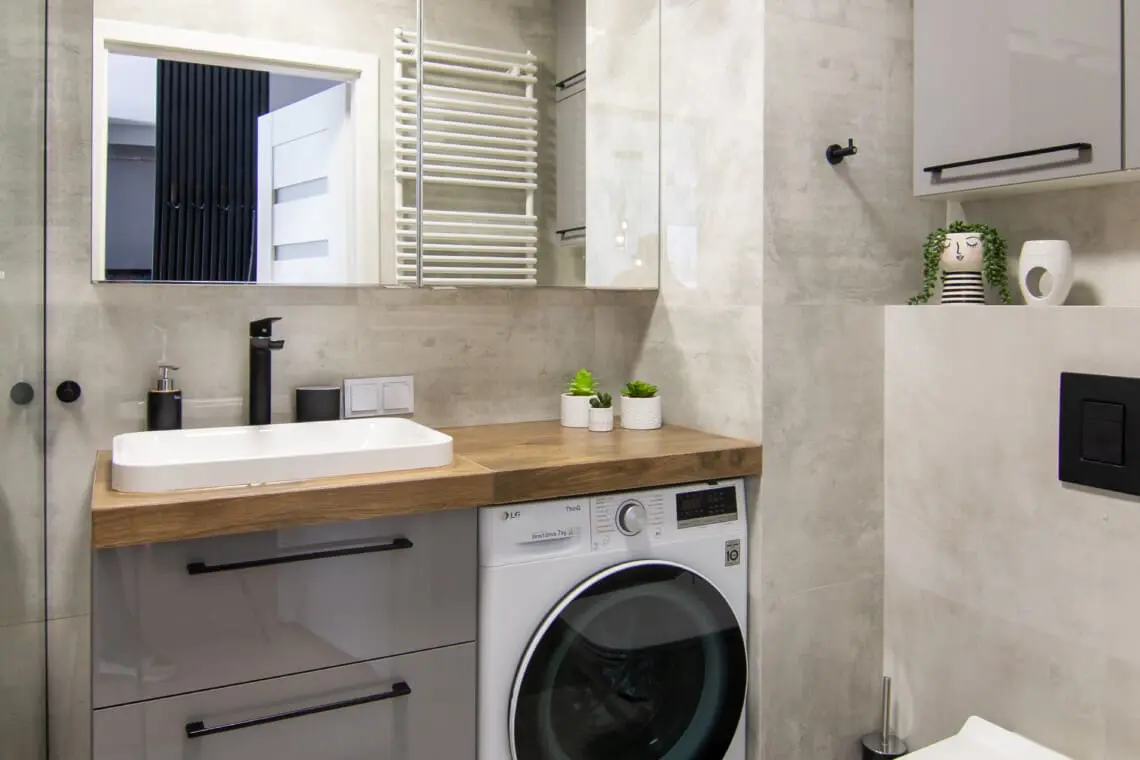 db94a04e 6459 48b2 978c 2cfa88f8a7d7