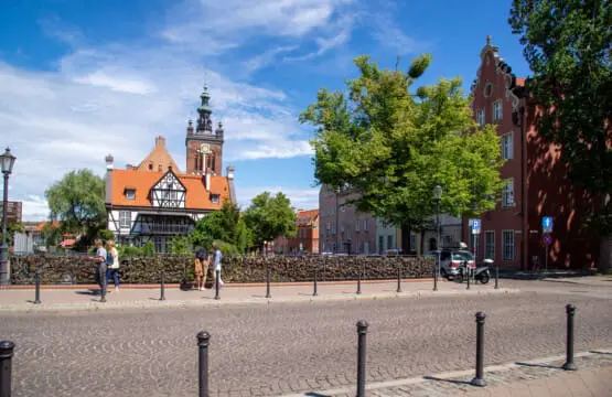 dedba3db 7a7a 4f29 85e4 04e7d03f846e