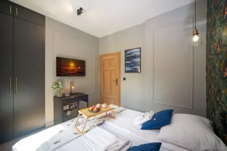 e28e091a a4bb 416a ad6e d2073165175d