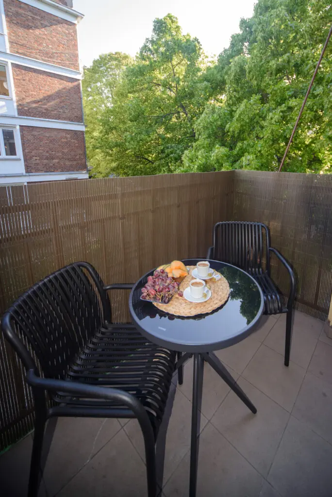 e2f93726 c274 4a42 8652 d3bda983fdb8