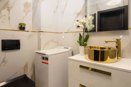 e4e639c4 84a6 41be bb76 fc7d9bd5afe6