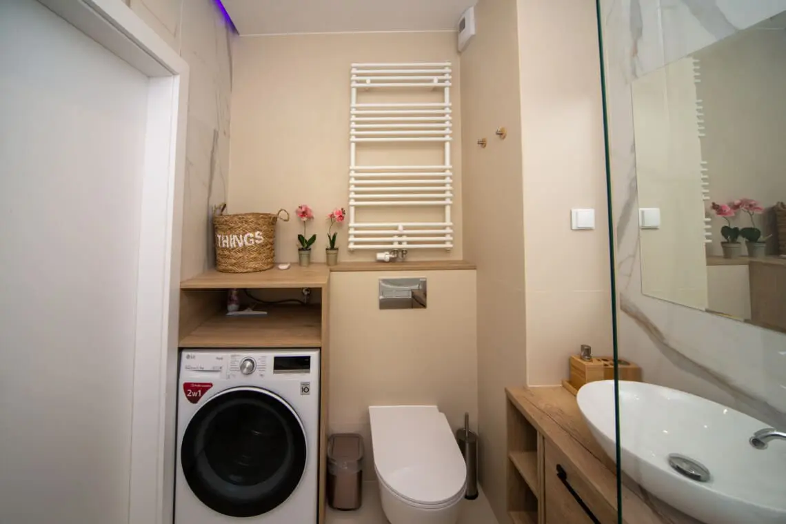 e7e54ee4 dcee 4a4c b423 4efac3e9b8b6