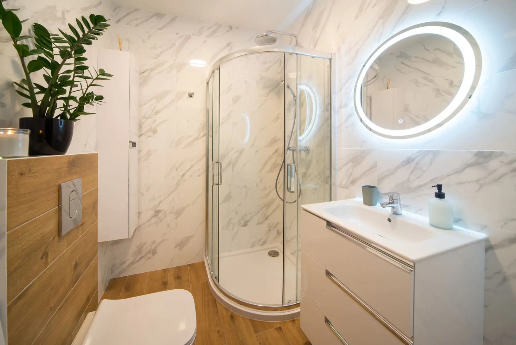 e8ae10d2 6b57 4ef0 b805 e8d5cf28b04b