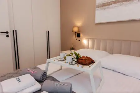 ea7c40f8 e242 4f6f 980b 662160c7fadb