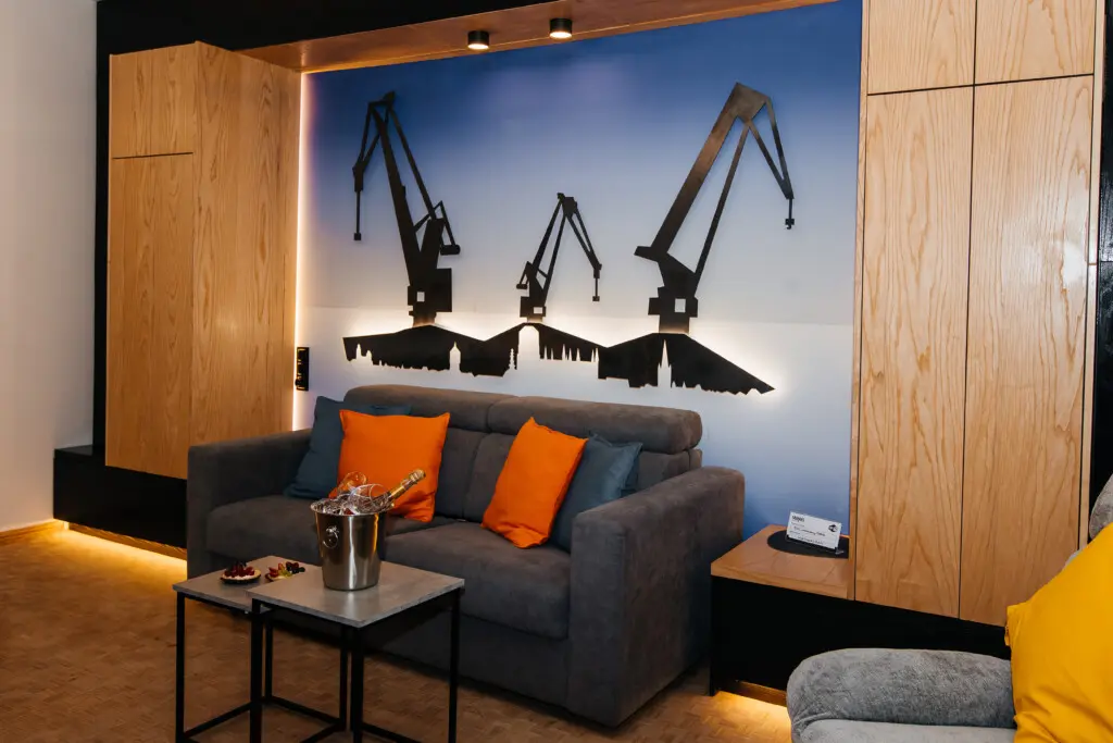 eac89966 73ad 4f1e ac5a d859e68ff5cb