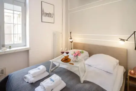 ecc0c17a e147 42b0 8cb4 4e0c59cfc4f2