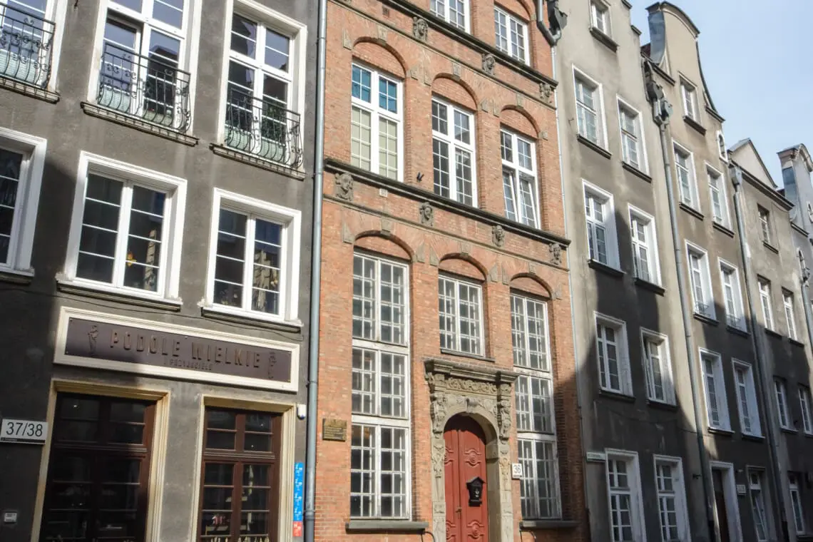 ed34fb25 8fc5 4294 8768 af968f6206b7