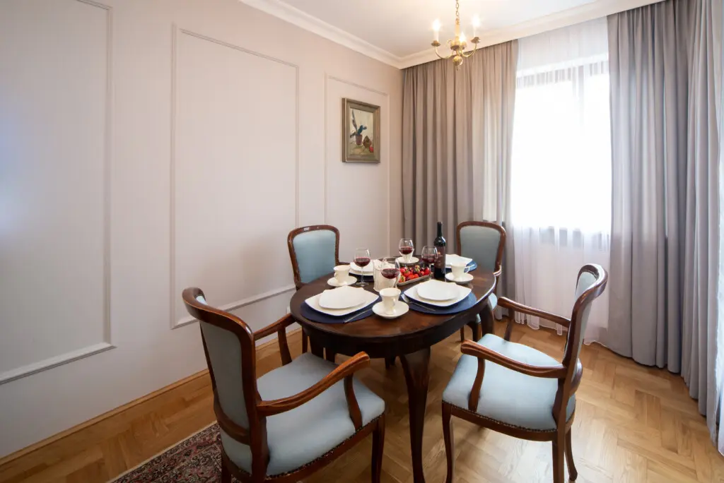 f04cffcb 383d 4093 b2c2 40382e63b1c3