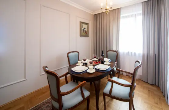 f04cffcb 383d 4093 b2c2 40382e63b1c3