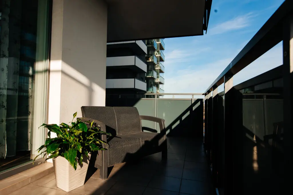 f06f3ce7 7a3f 4587 ae8b 16c5d6763144