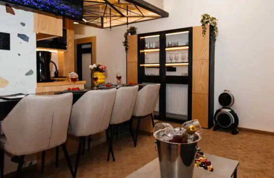 f14434b2 271e 4e63 a713 f8004c1d049f