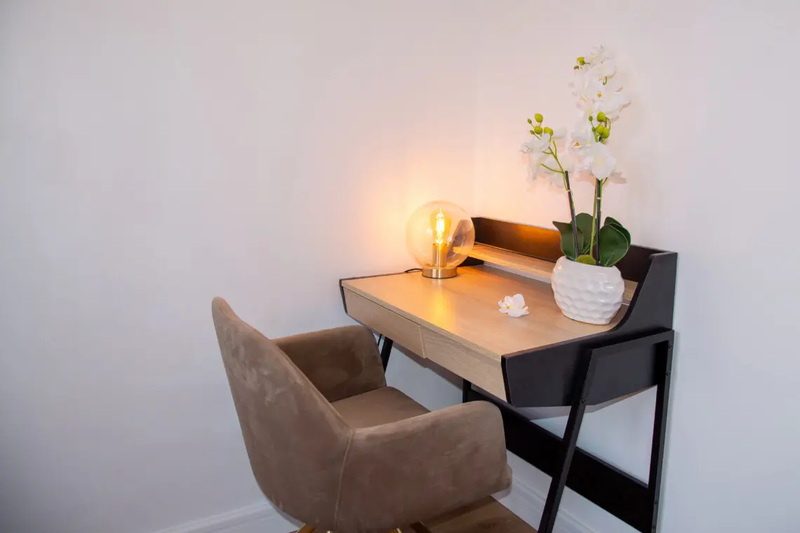 f1ce27fb 8e63 4f36 b118 798886a1beda