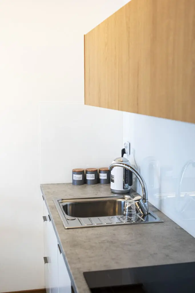 f373456a 7743 492d 8e36 c35c6729af0a