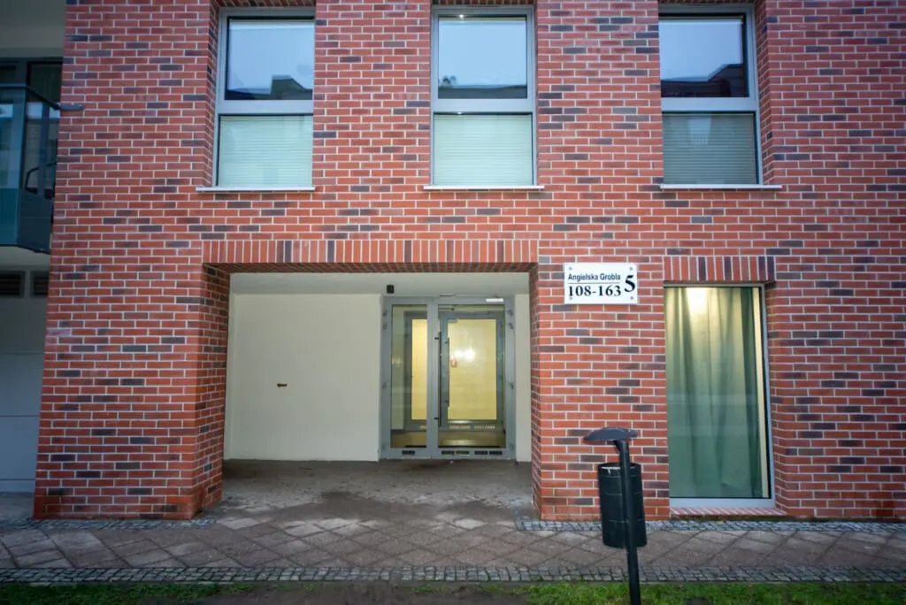 f5589c7b c2f3 40eb a0f1 e3d963aee51d