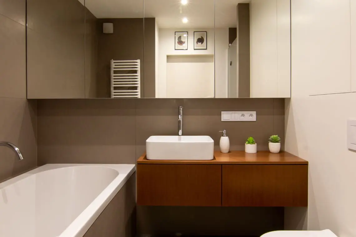 0217dbb6 90d2 4657 8c79 5bd7686dc14b