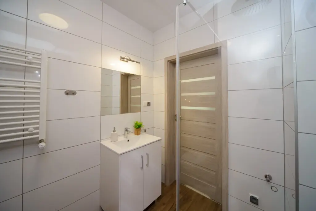 02fe3077 8051 4efc 8342 94596e895d3e