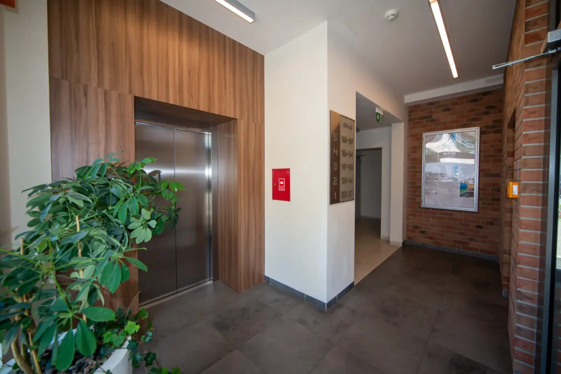 09c29654 b95b 4dc8 a137 3d5aaf70d6f4