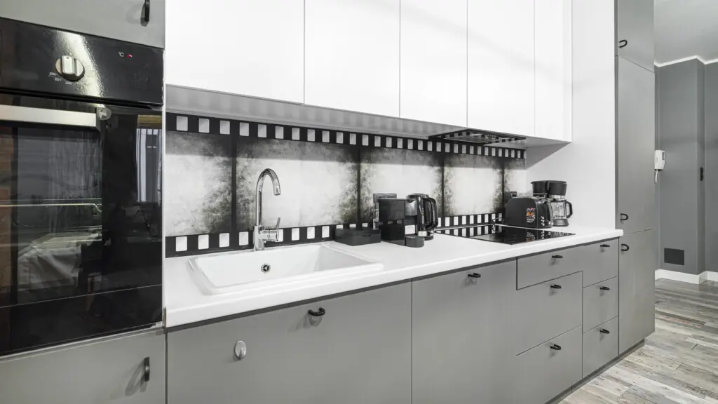 0a5c1c9d f365 4654 8982 78e7116f65b1