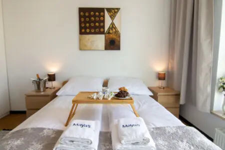 0bb70283 e0eb 4683 b660 cb7ea544904d