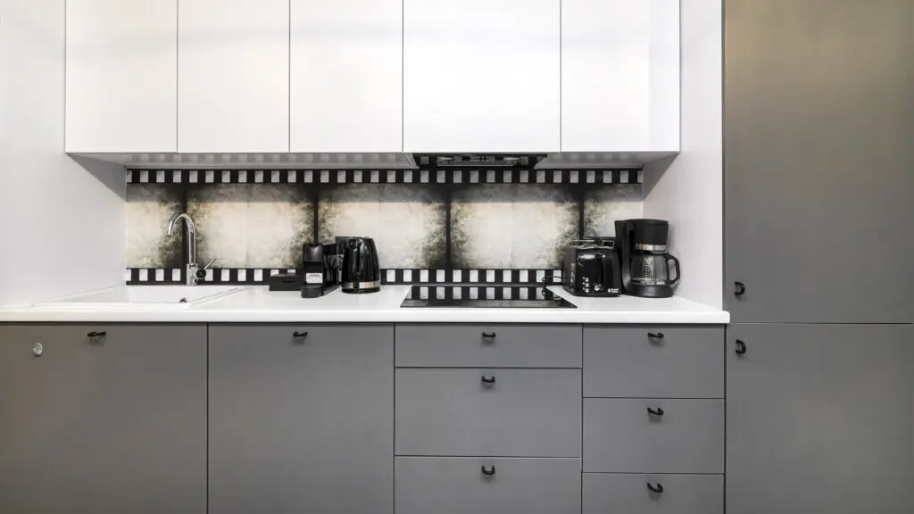 0f44a927 f96d 4b63 8b50 c50b8fdf13c3