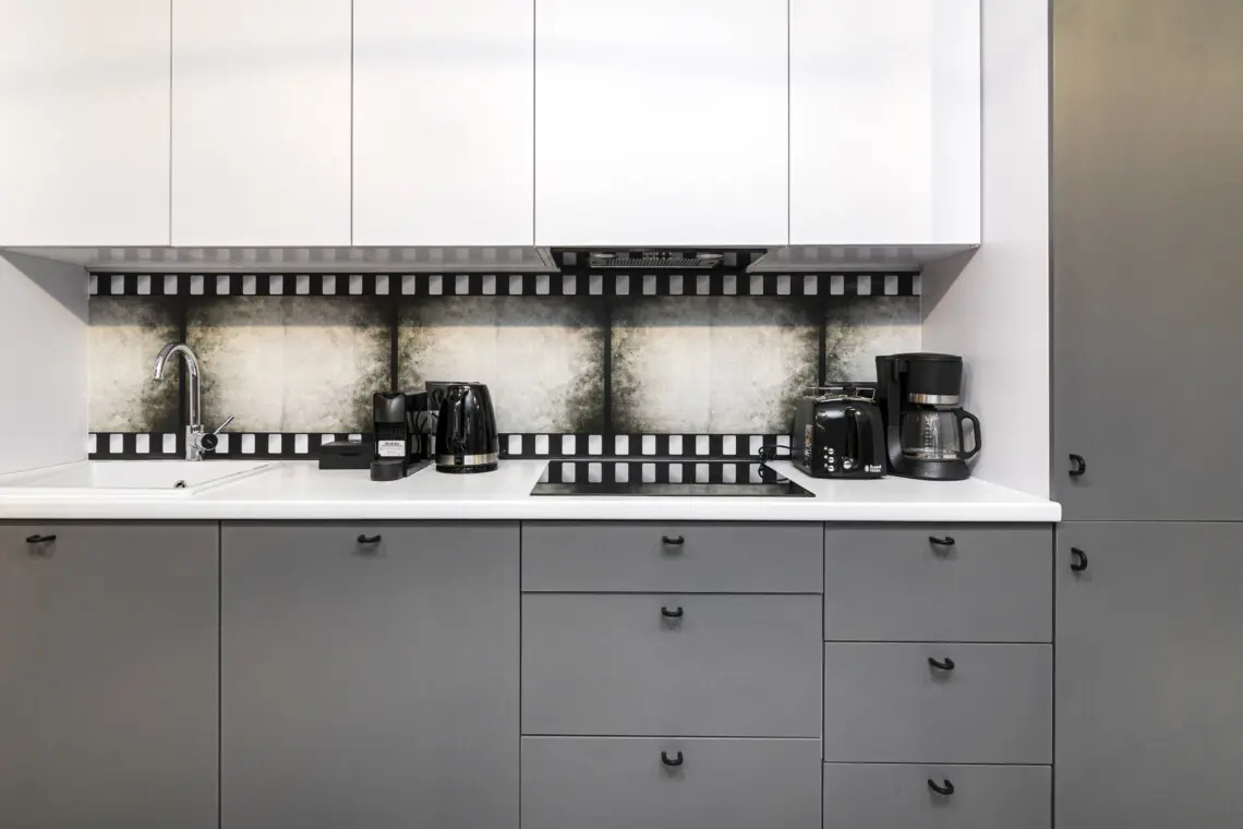 0f44a927 f96d 4b63 8b50 c50b8fdf13c3