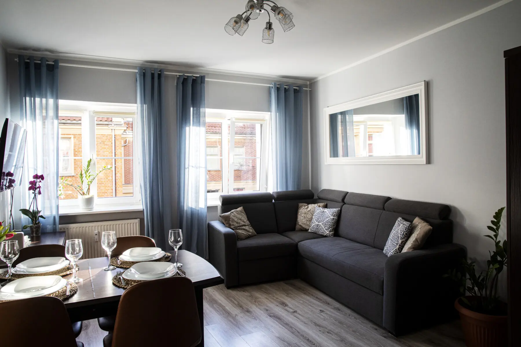 1d912bcc f1c4 4f9e b4dd 8f192498181c