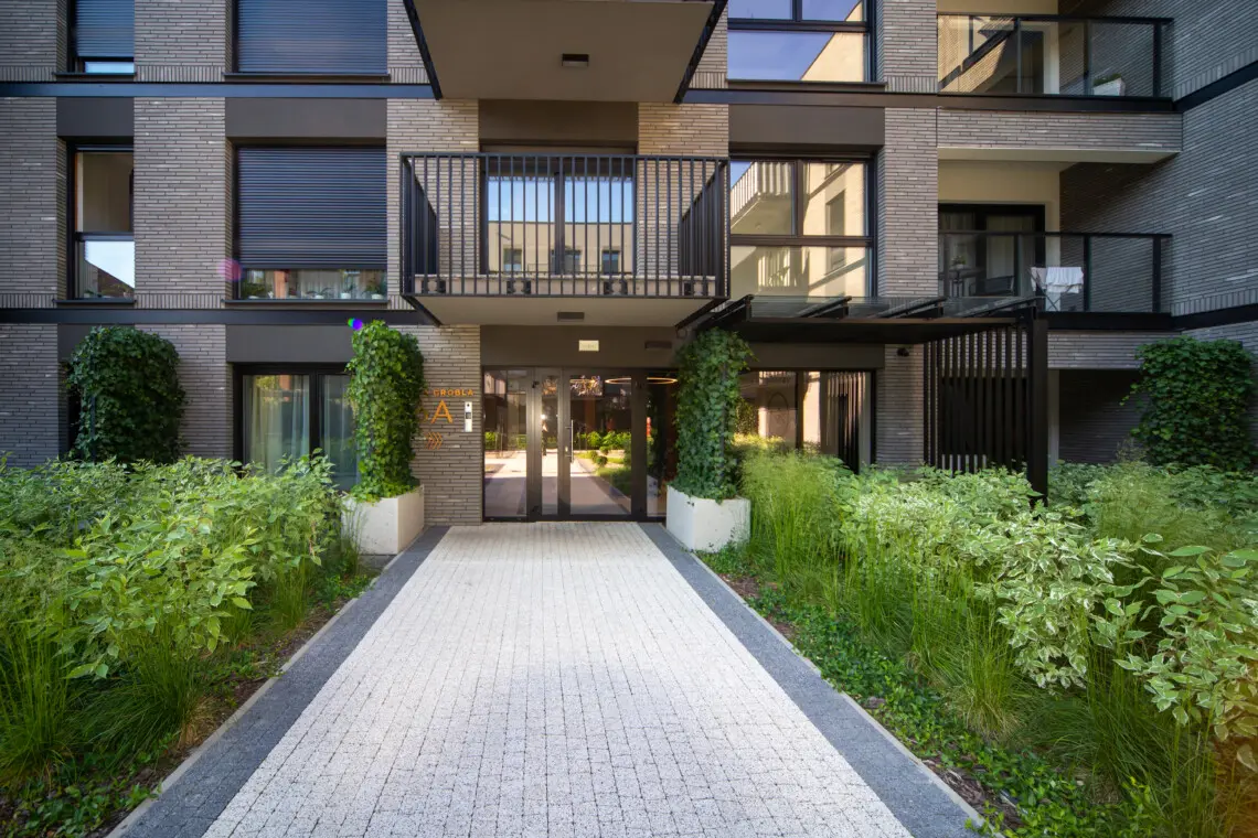 22d3be34 4434 4070 ac32 f09c63c22570