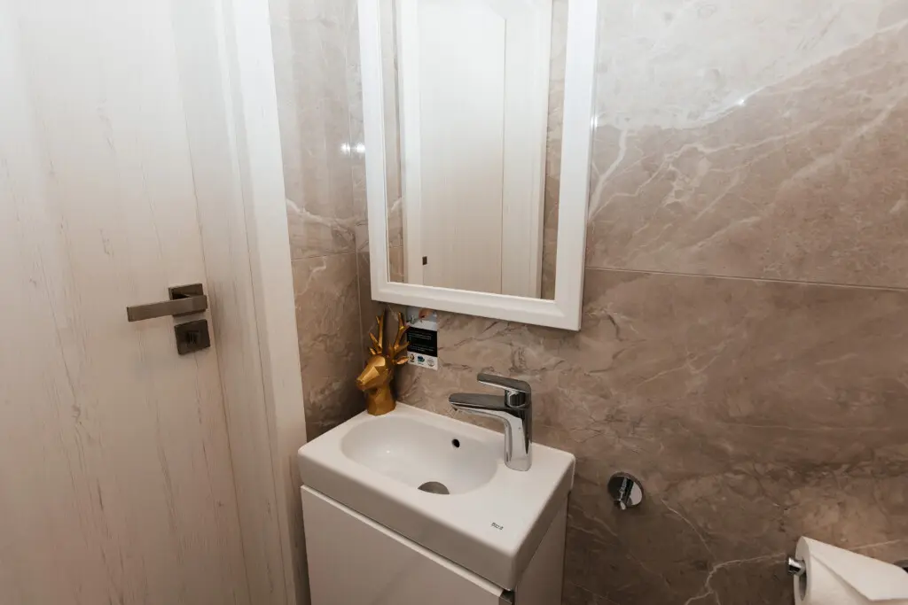 2558535f 9591 4f8a 9365 e56c47ded865