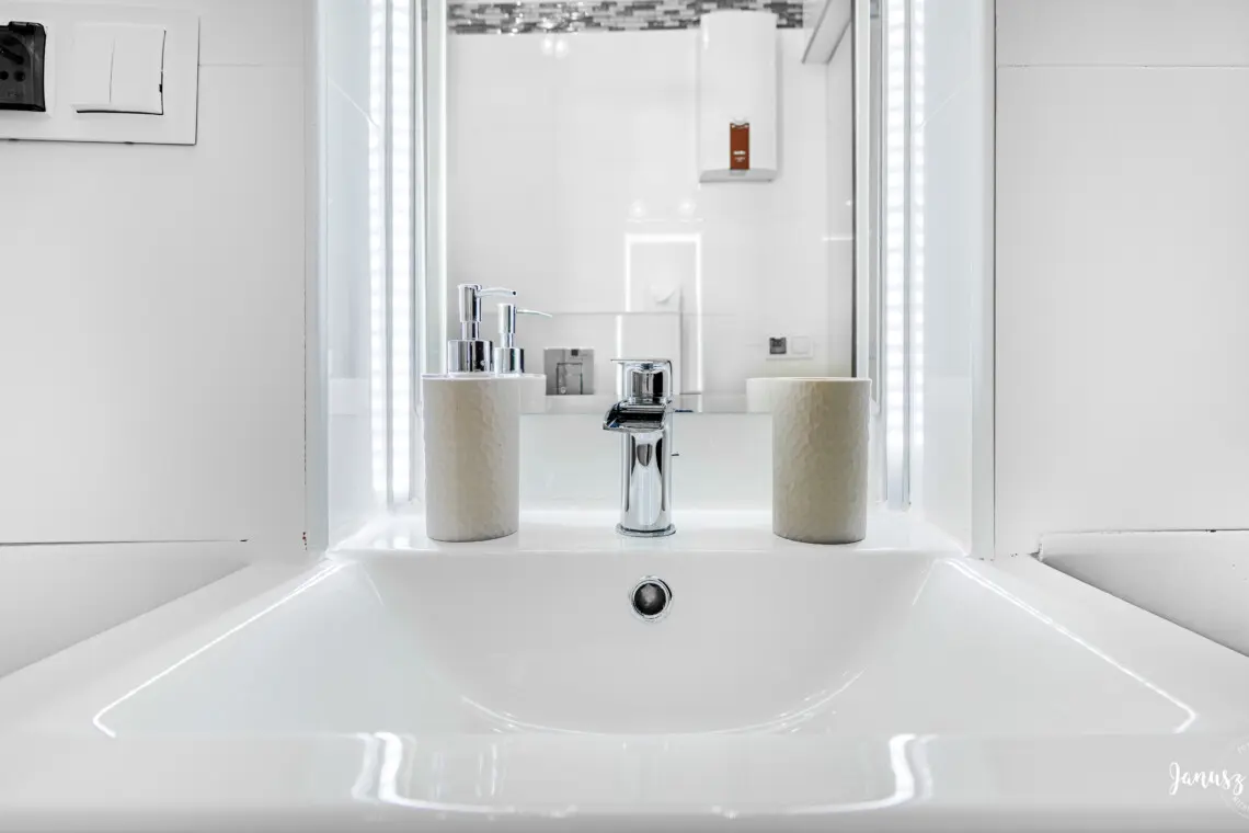 2692b327 23f2 491e b47b 6b3256c2cf4e