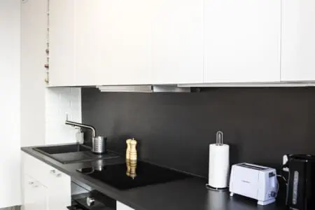 27ef92e4 b3b7 4c0e bcc7 c176e051e6c8