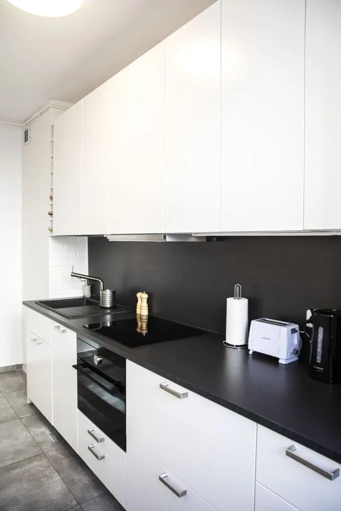 27ef92e4 b3b7 4c0e bcc7 c176e051e6c8