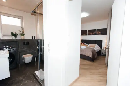 2d94cb0c 581c 45f8 a151 092850e0fc8a