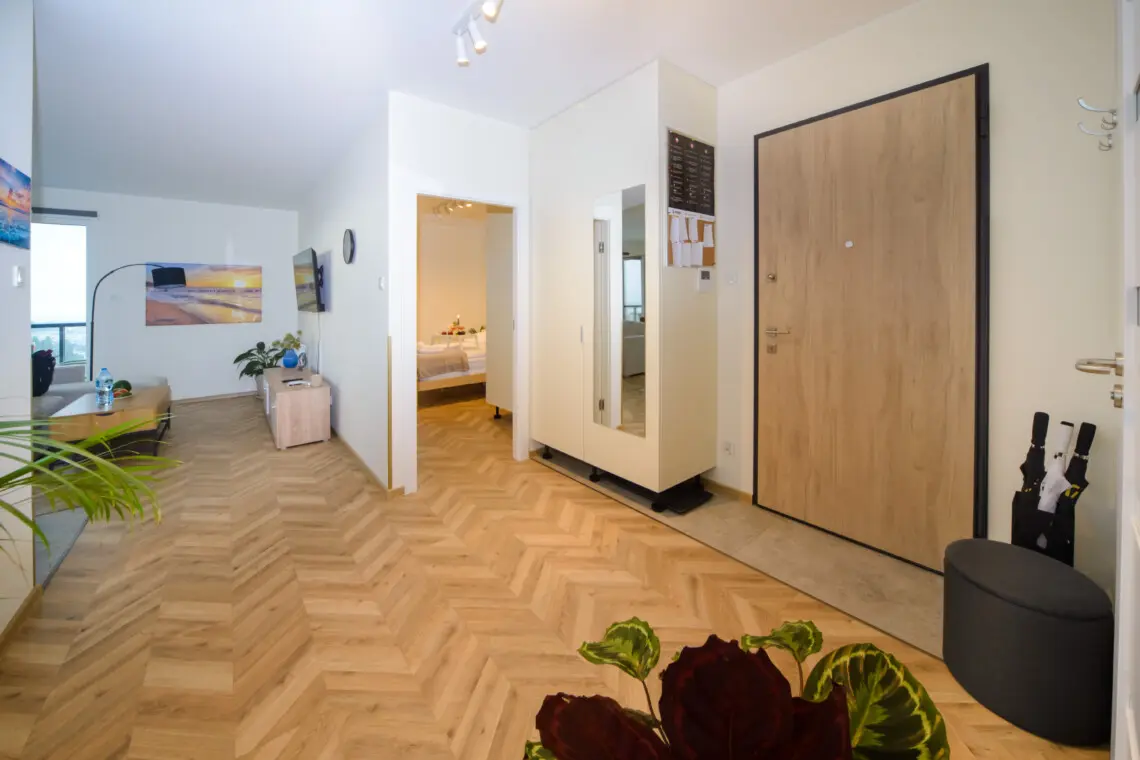 2f469f9e d210 4ea6 8552 97aee4f9c469