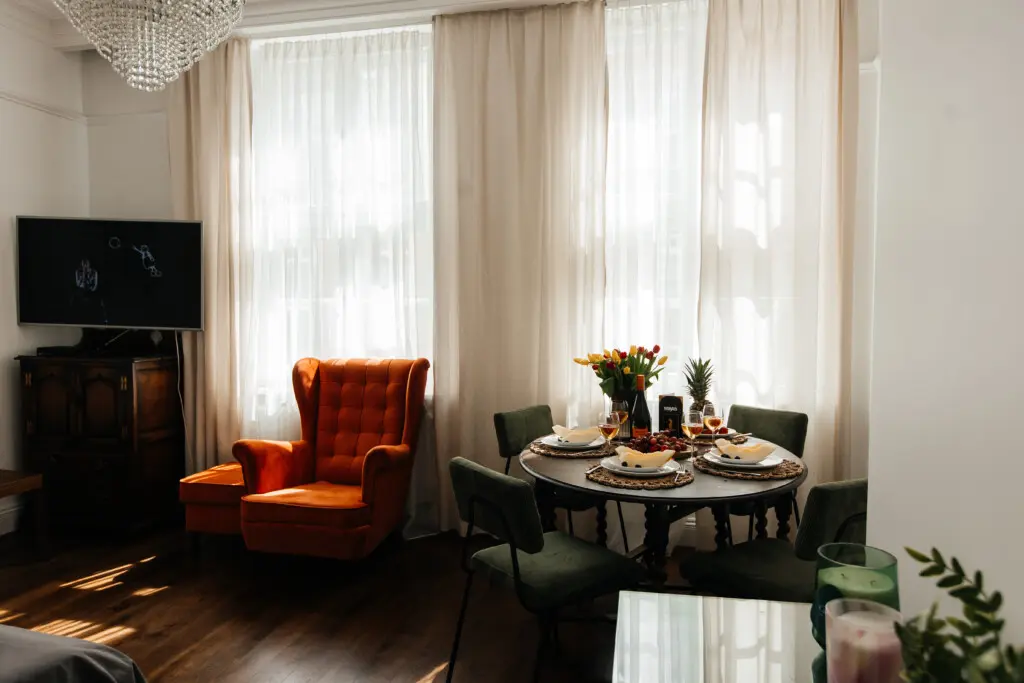 37da9389 050c 48c0 a6ba b844567ce479