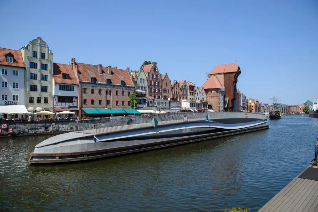 3825d499 92a8 4525 b140 2fbdeba61209