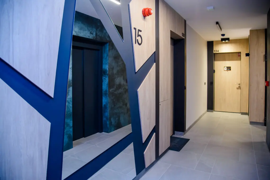 419f3d83 698a 4f4e a944 a687f8c53cbd