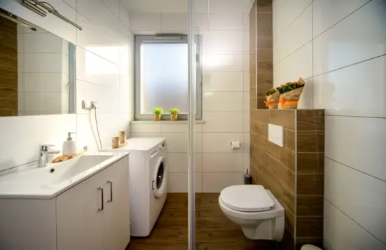 4a0b1dab a17e 450d b3c4 f51d9904392f