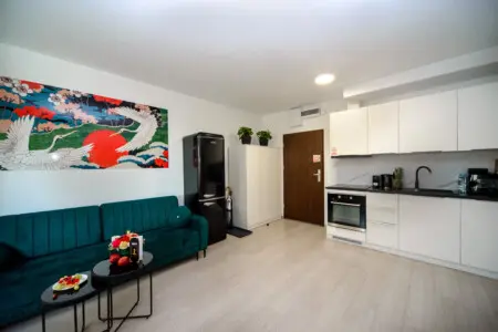 5aa09d16 3e66 4e27 81e6 6c917bdd5761