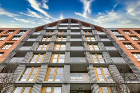 642ec024 7adb 4fd8 9587 457f4fc00952