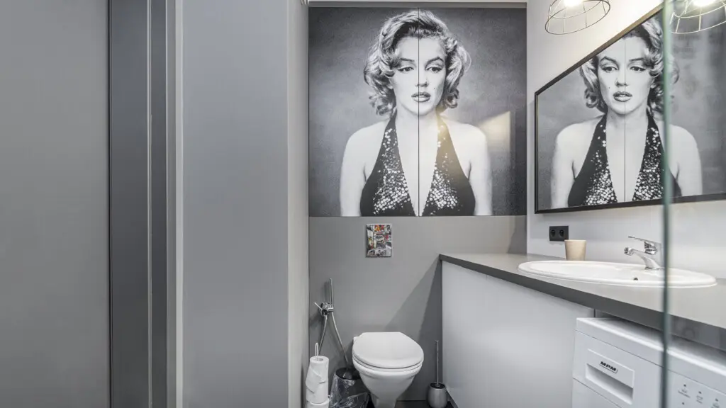 64d35272 c314 4684 a564 9aebf3fe5d10