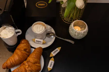 6ca941b1 f49b 4e6c a616 6e7da15b10a1