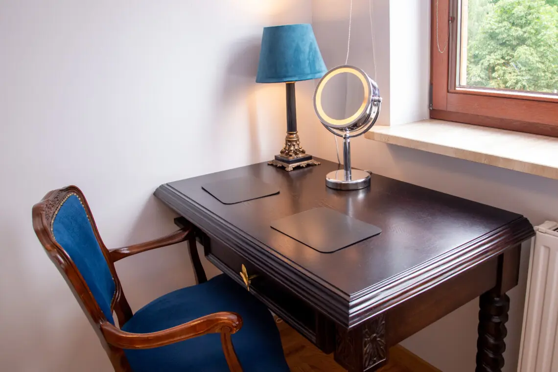 6e402840 ec7f 4ac5 8d15 d56ab7b5b169