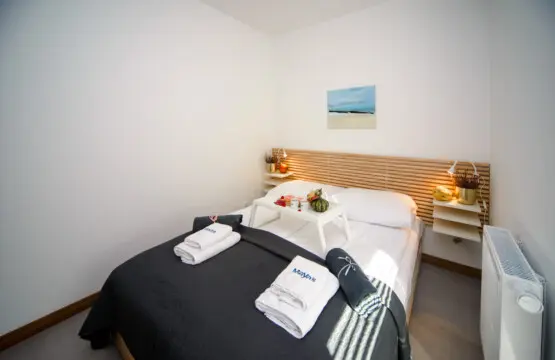 70ffb5f9 487e 4049 b9f5 a2bc339ec540