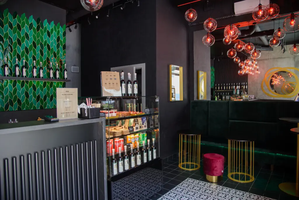 75a83964 82b3 4e63 b40f e01820b3c94c